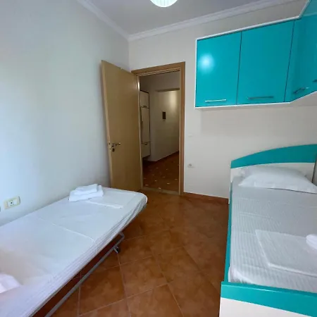 Saranda Central Apartment Appartement *