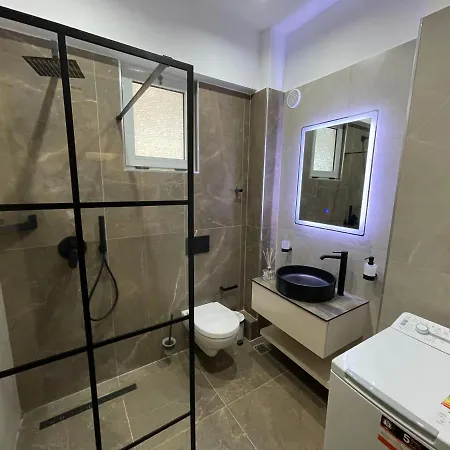 Saranda Central Apartment Appartement