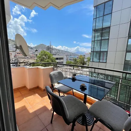 Saranda Central Apartment *